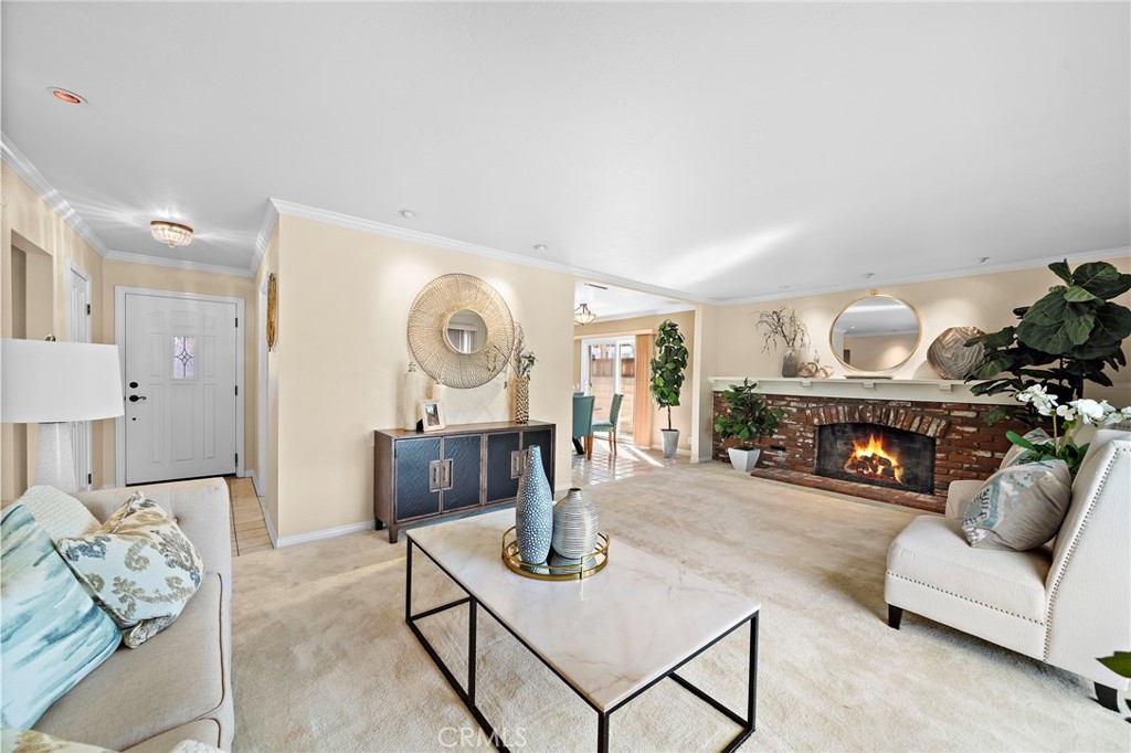 16805 Redwood Street