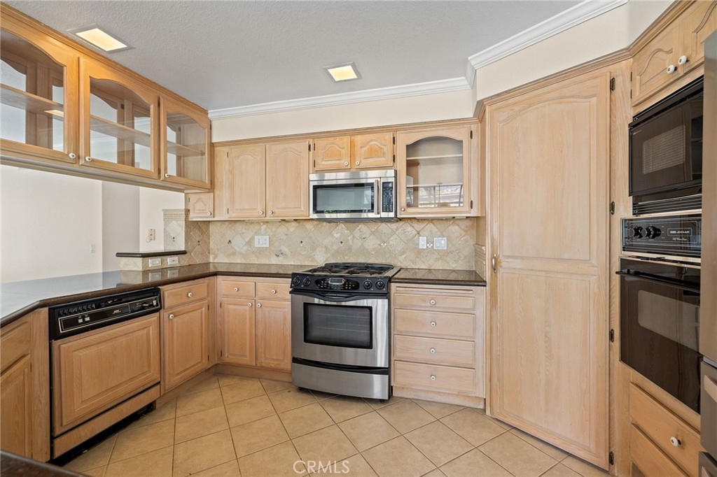 28974 Clear Spring Lane