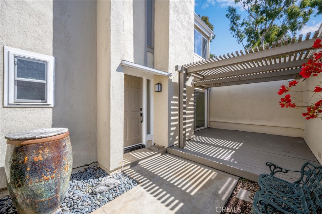 7021 Seal Circle