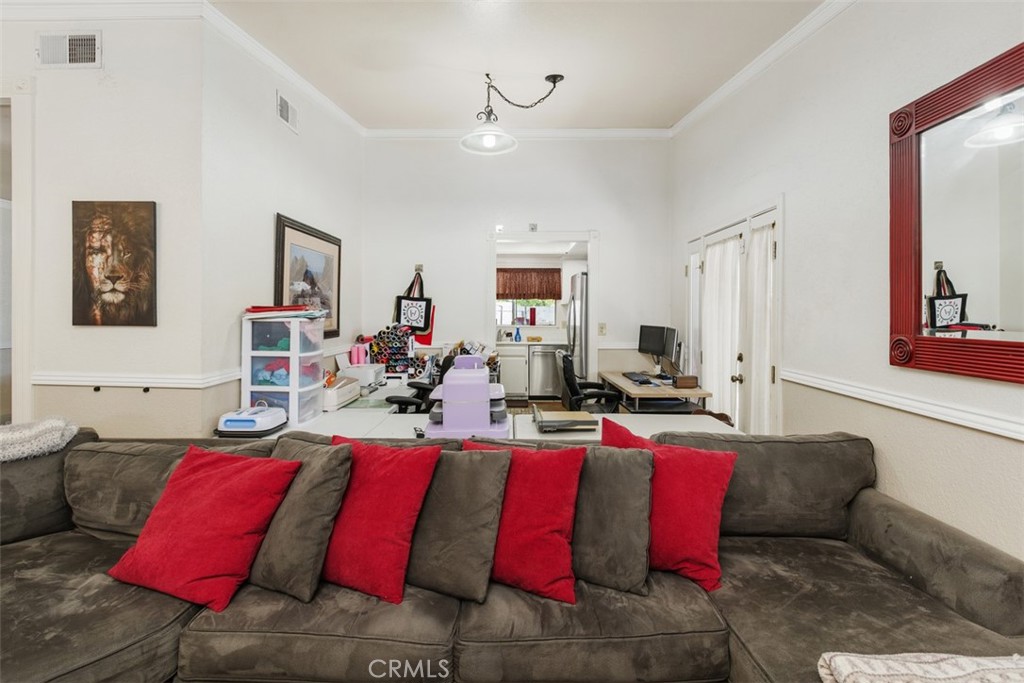 233 Southshore