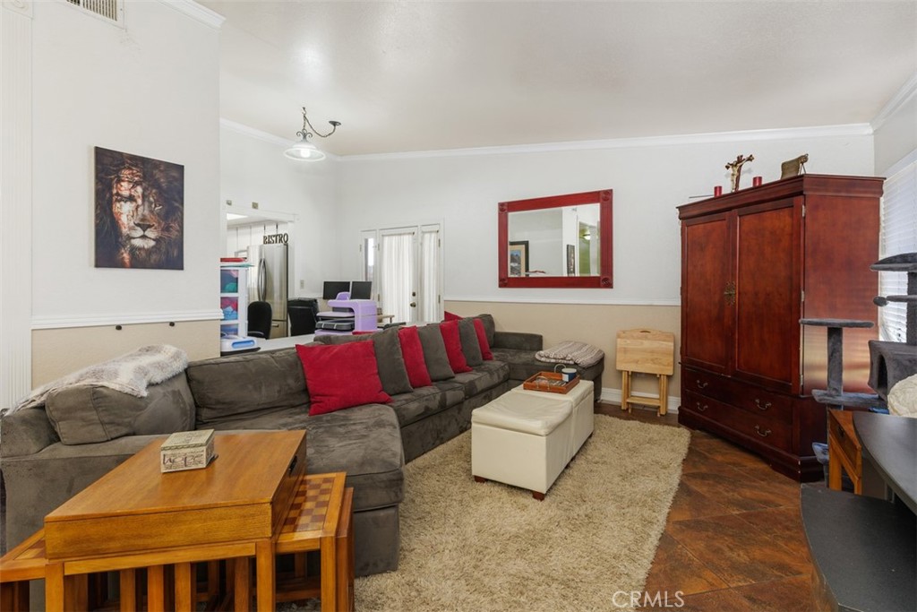 233 Southshore