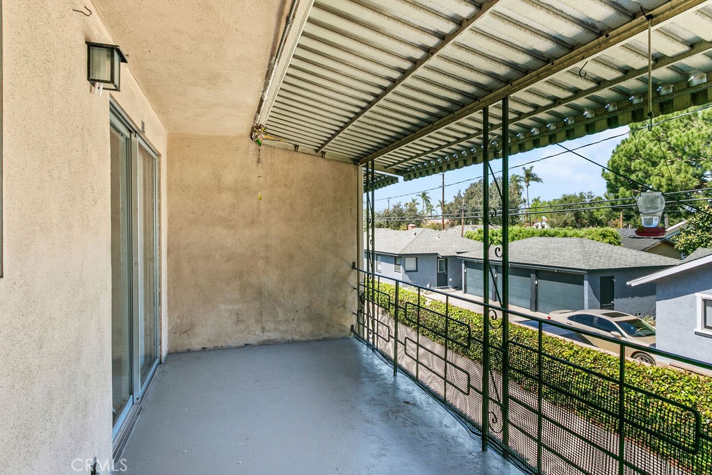 1801 Greenleaf Street 15