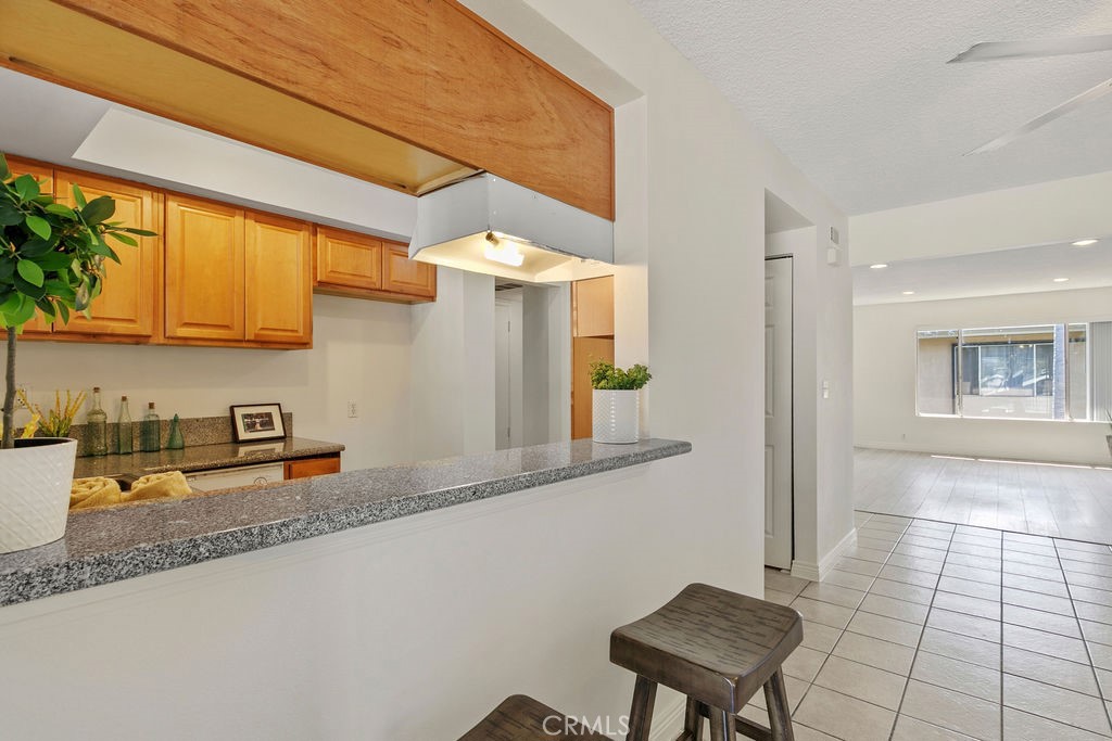 1801 Greenleaf Street 15