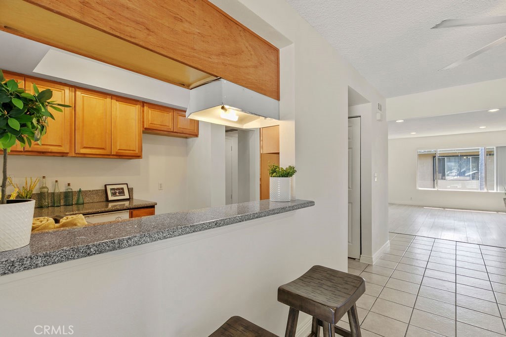 1801 Greenleaf Street 15