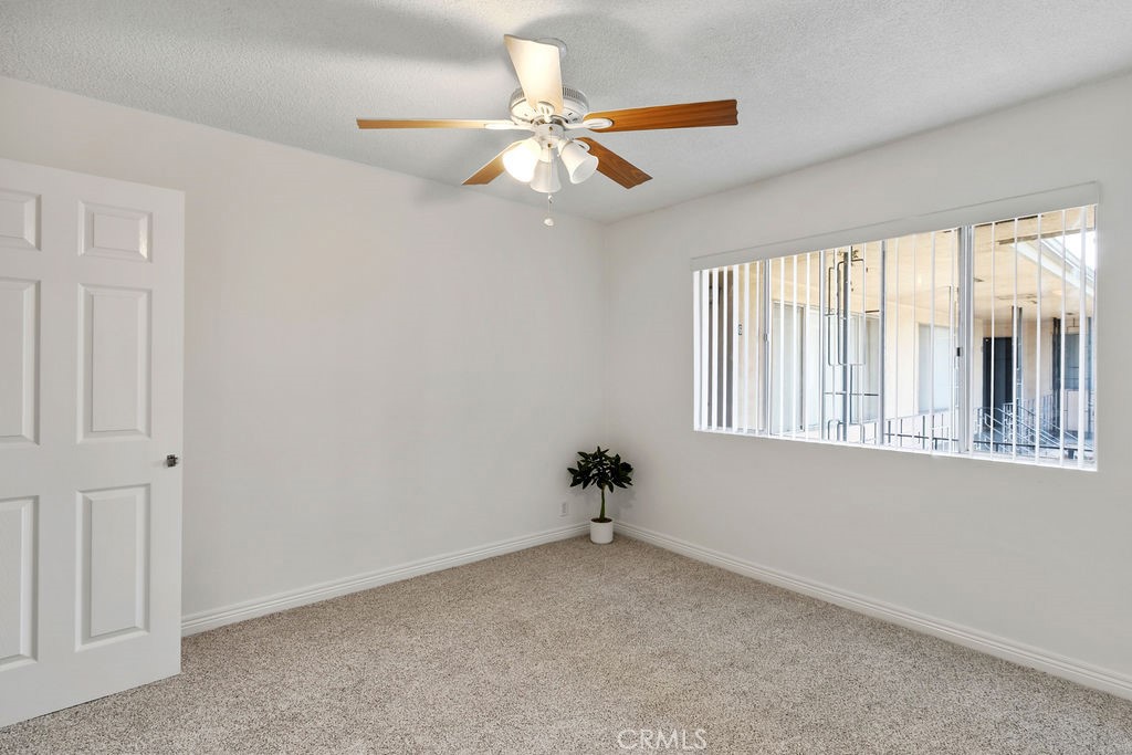 1801 Greenleaf Street 15