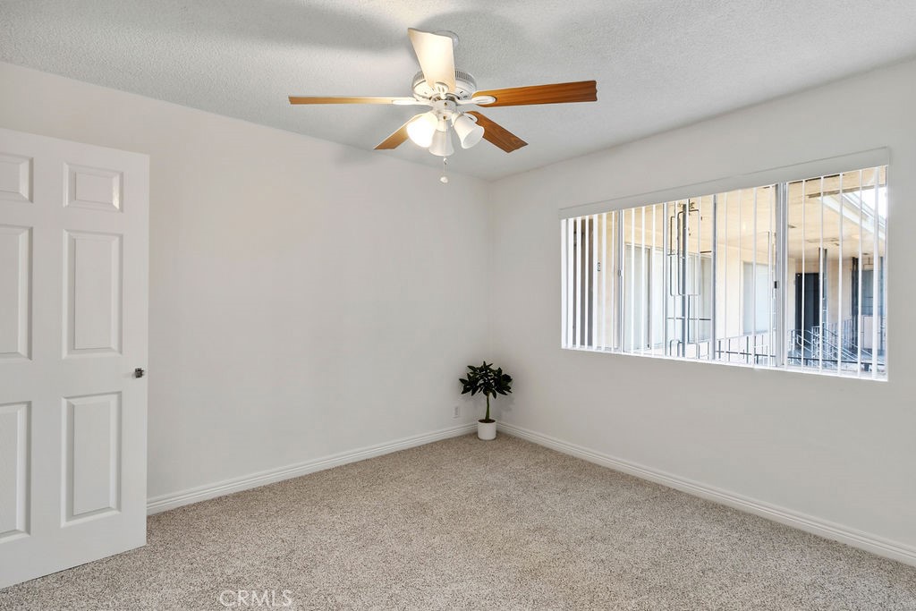 1801 Greenleaf Street 15