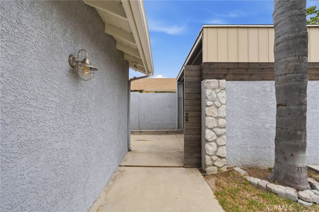 741 N Handy Street