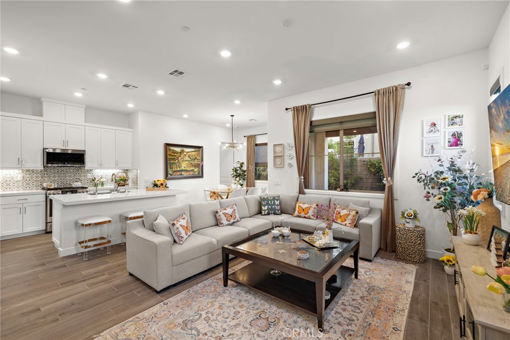 756 Sunrise Road