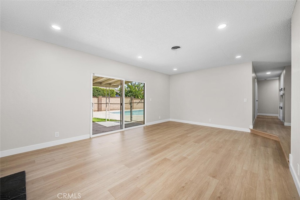 9826 Saint George Circle