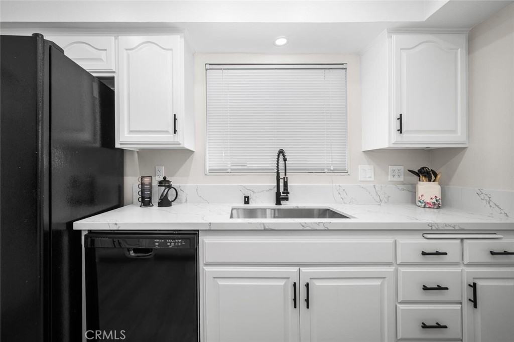 9826 Saint George Circle