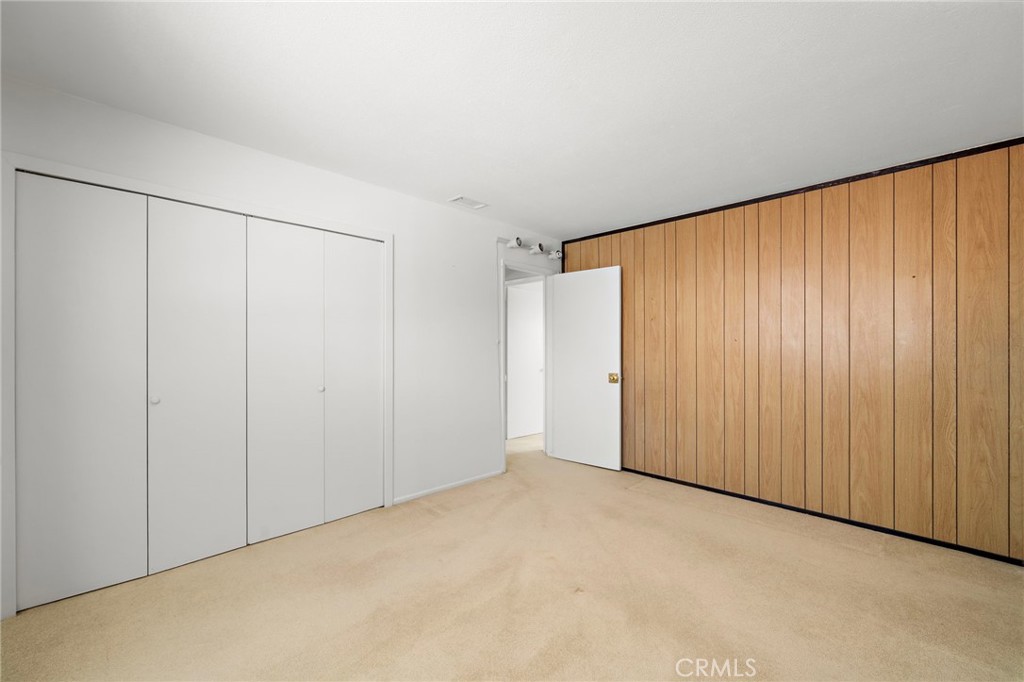 15201 Brighton Street