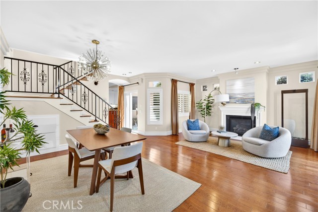 120 N Loreta WALK
