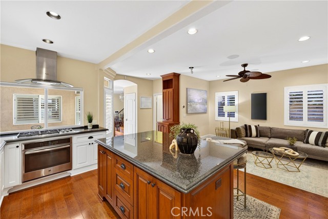 120 N Loreta WALK