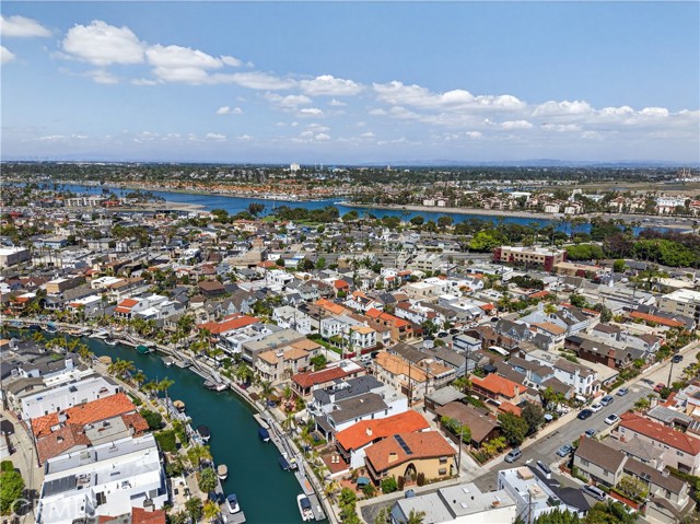 120 N Loreta WALK