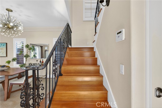 120 N Loreta WALK
