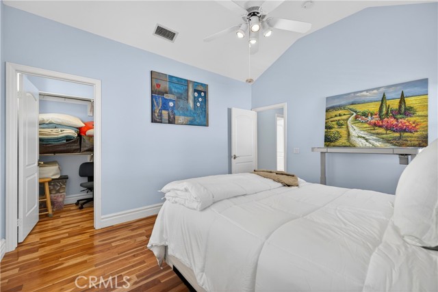 120 N Loreta WALK