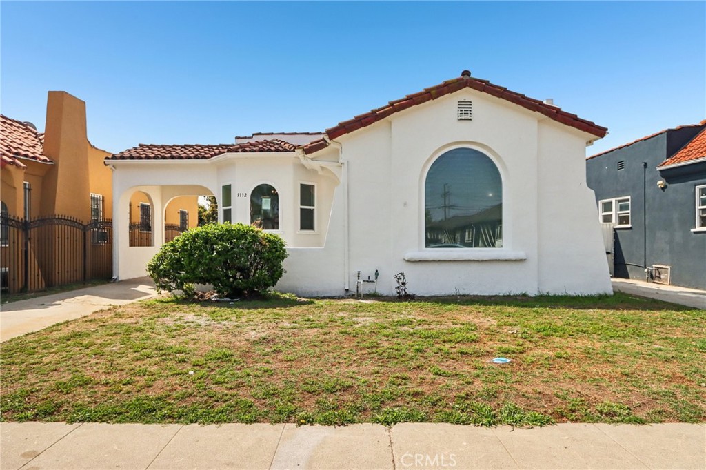1112 W 64th Street