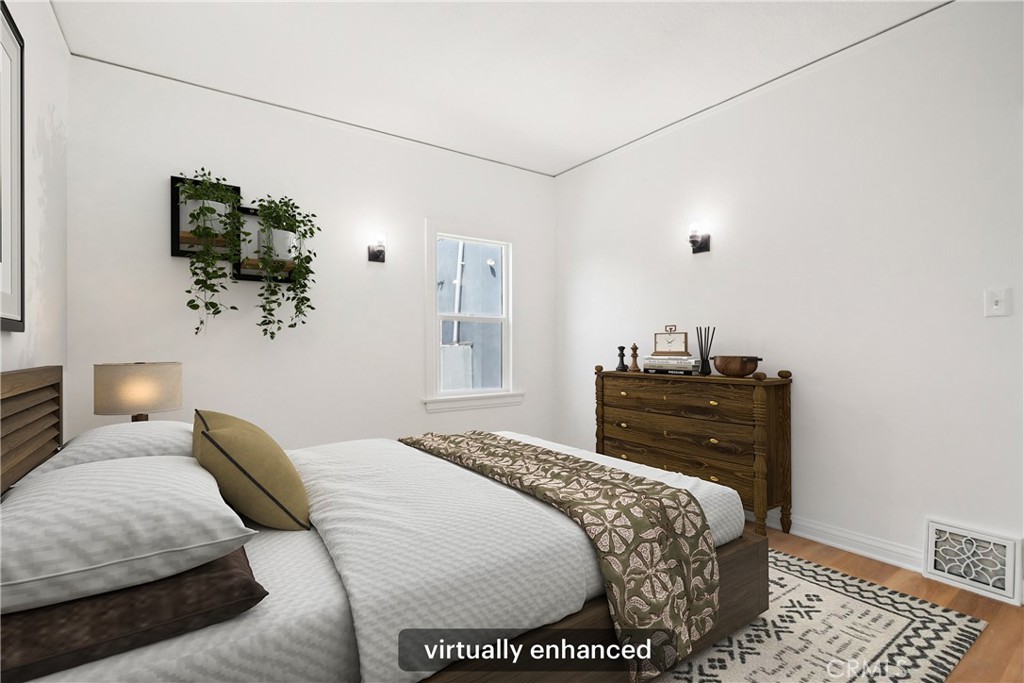 1112 W 64th Street
