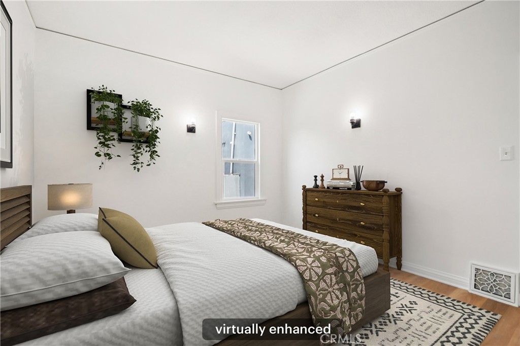 1112 W 64th Street