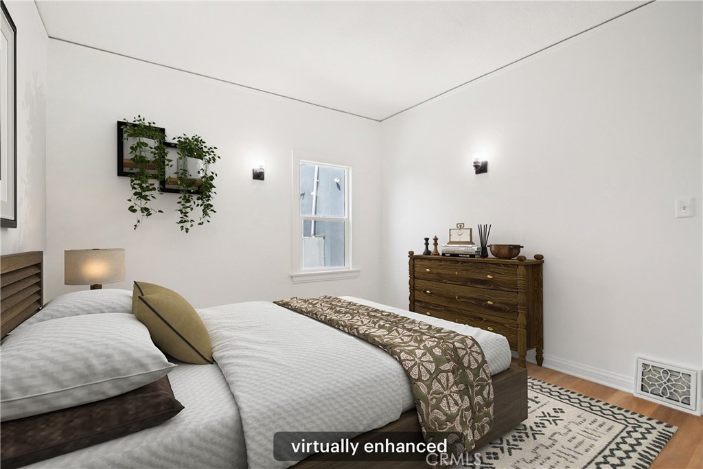 1112 W 64th Street