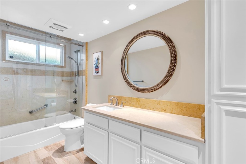 34061 Formosa Drive