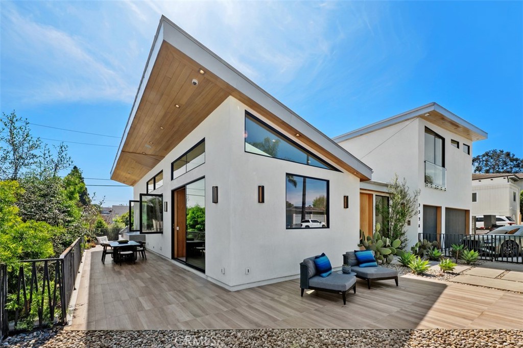 2398 Redlands Drive