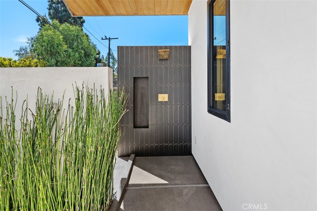 2398 Redlands Drive
