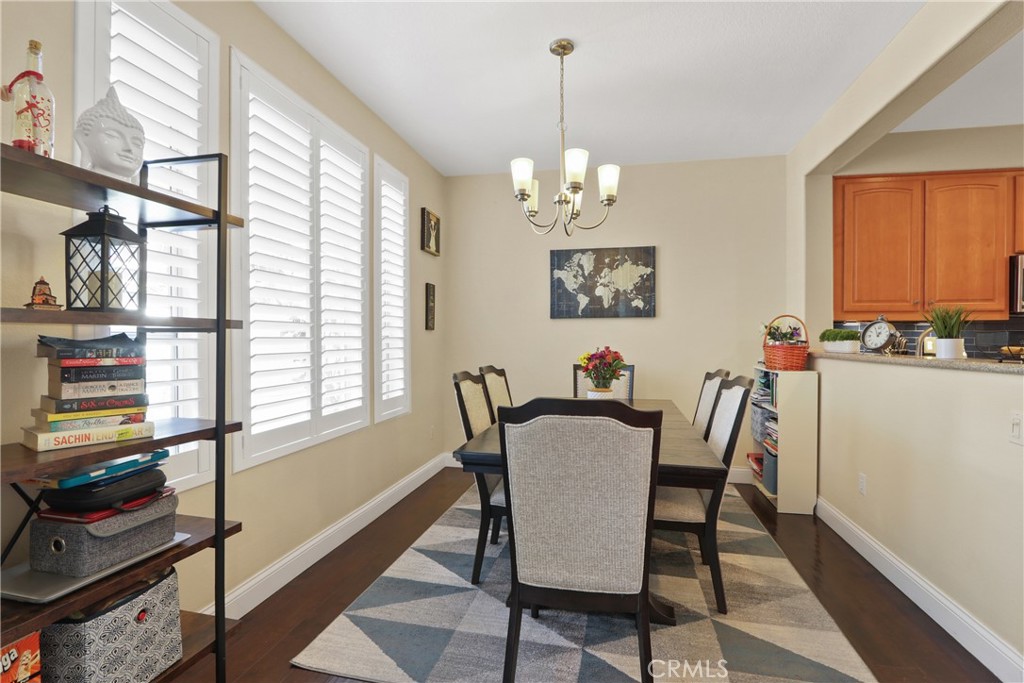 98 Mira Mesa