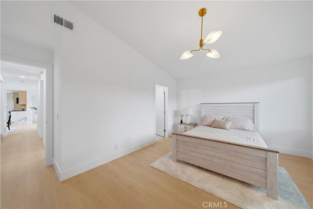 14332 Pinewood