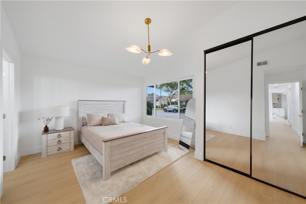 14332 Pinewood