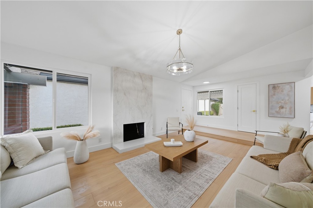 14332 Pinewood