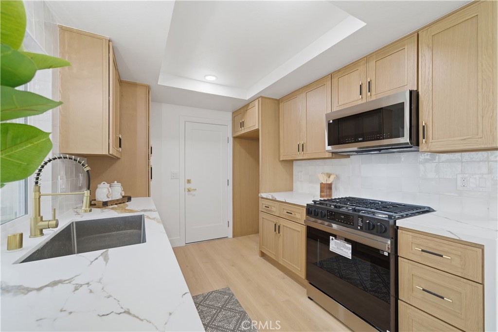 14332 Pinewood