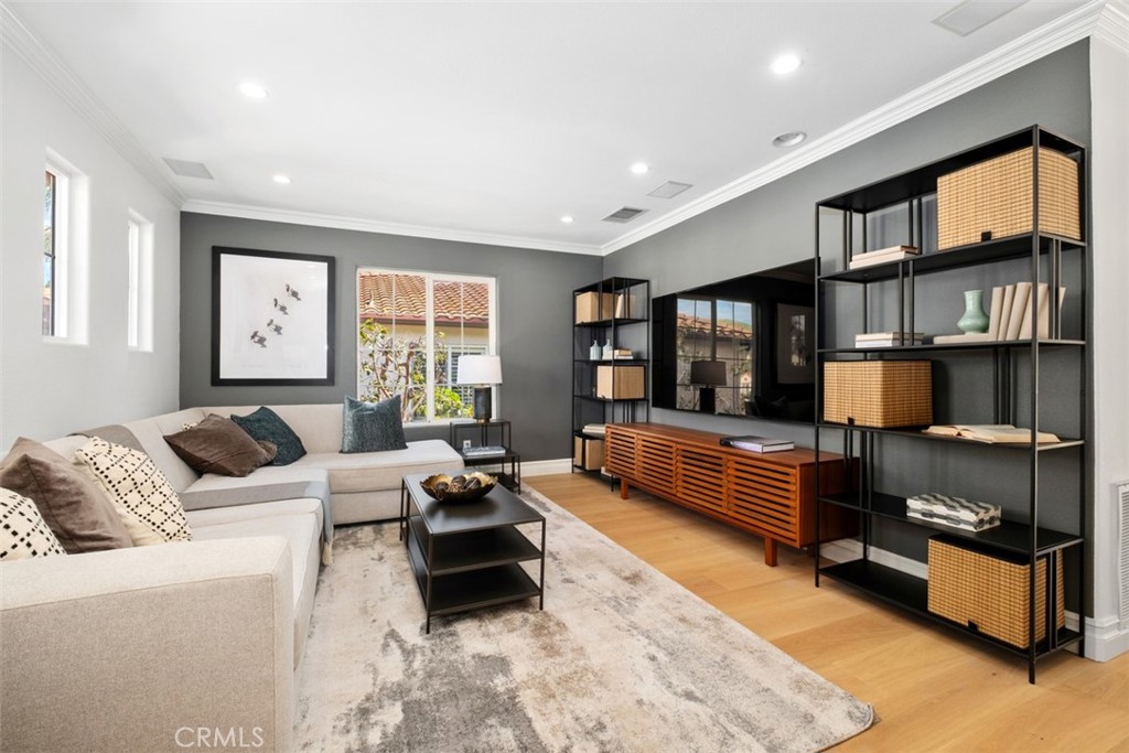 28401 Via Del Sereno