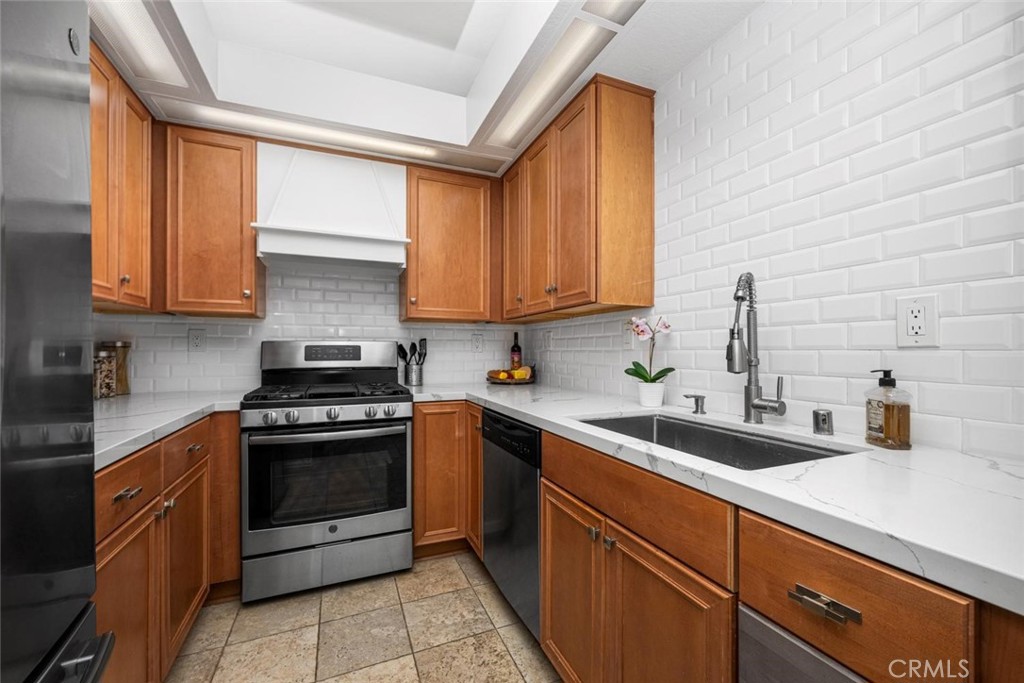 5146 Dorado Drive 106