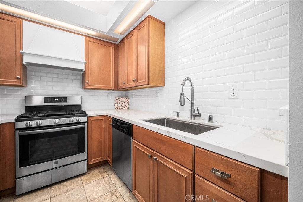 5146 Dorado Drive 106