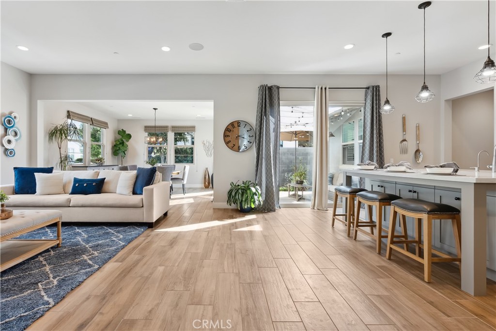 27 Alienta Lane