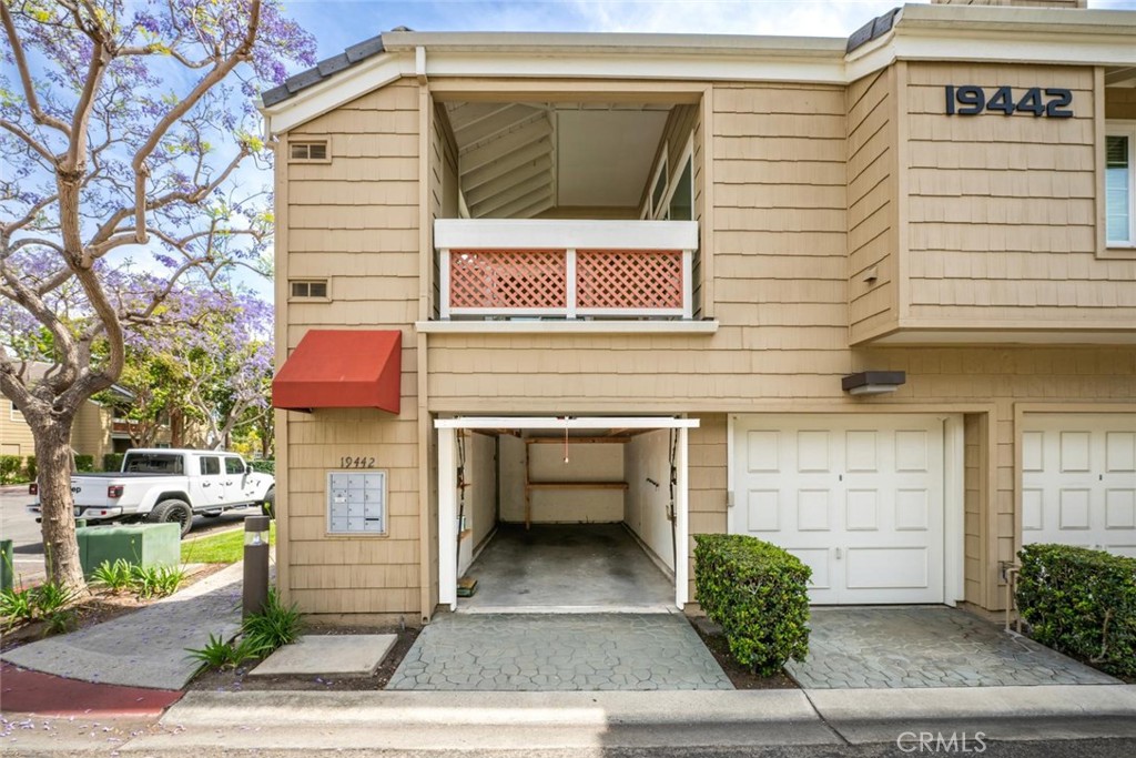 19442 Sunray Ln 202