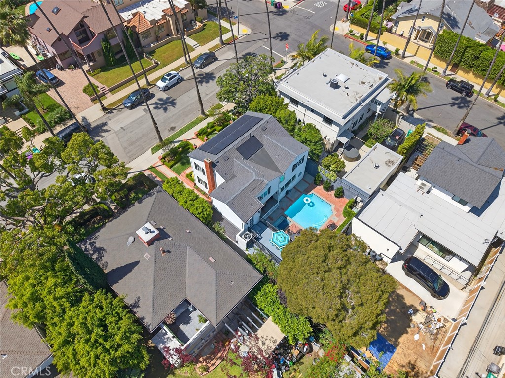 210 Bennett Avenue