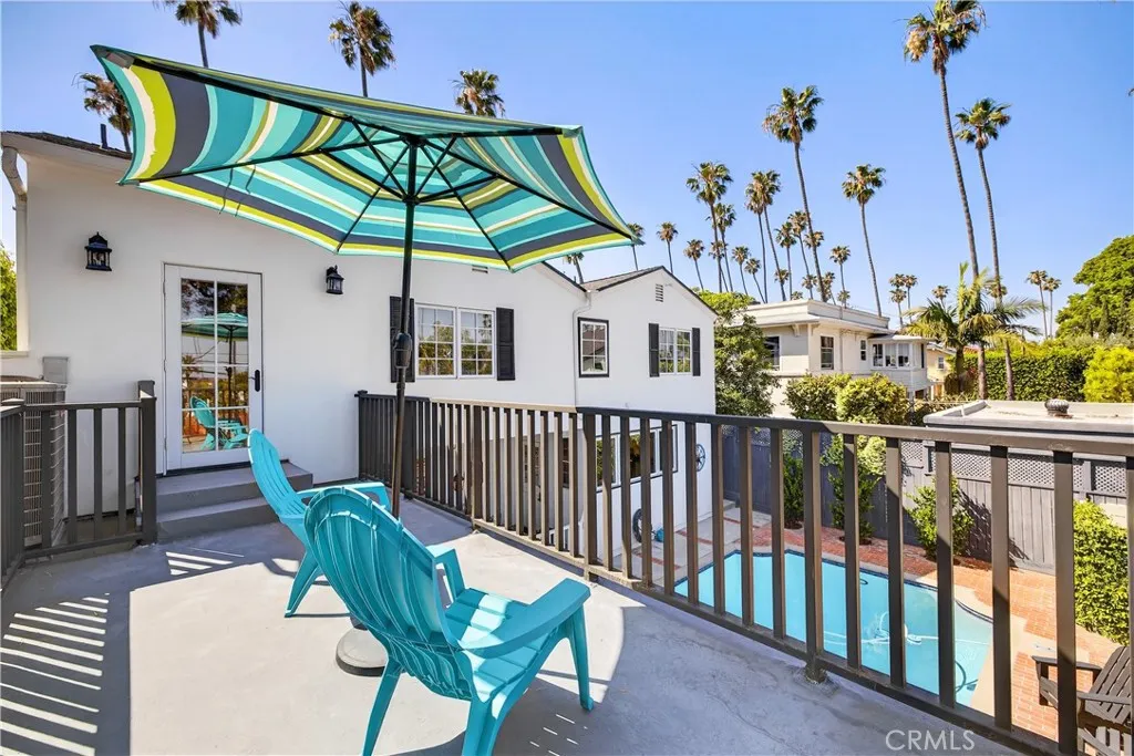 210 Bennett Avenue