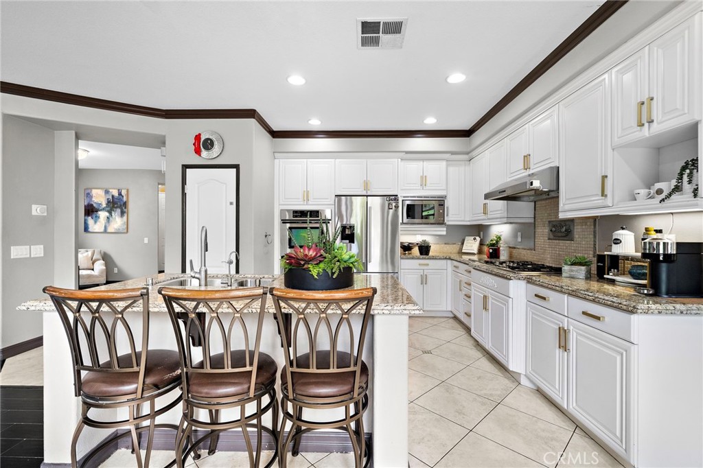 5895 E Camino Manzano