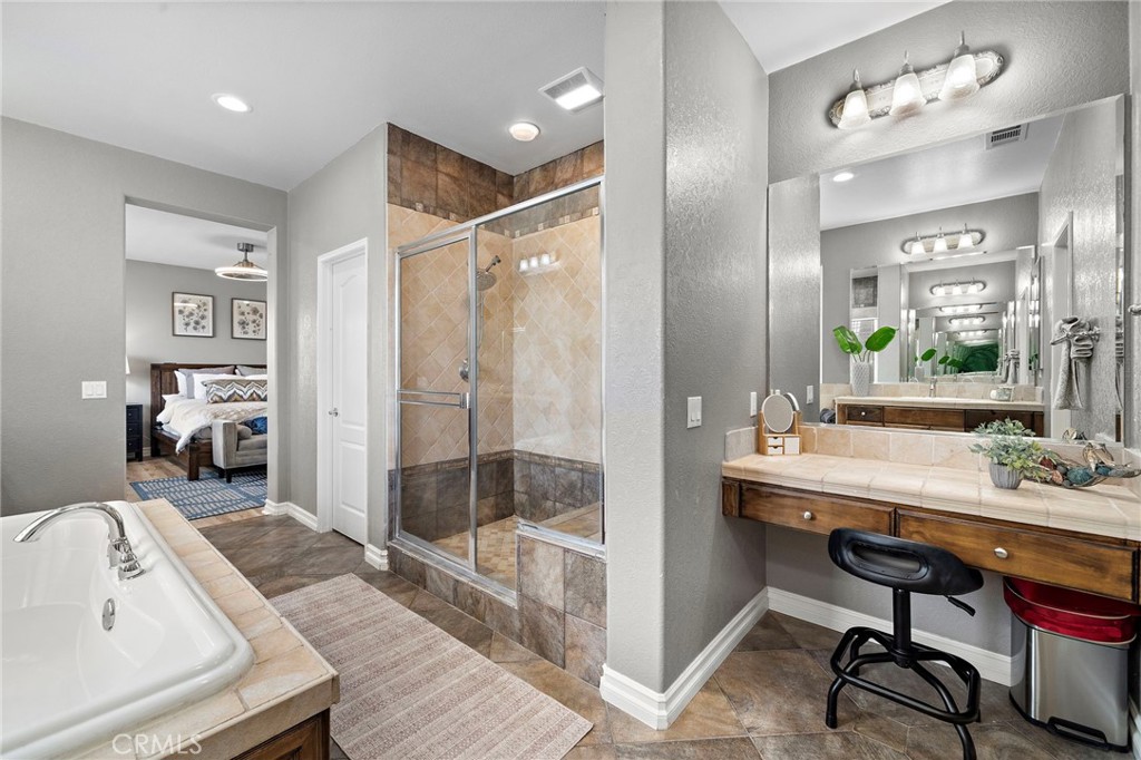 5895 E Camino Manzano