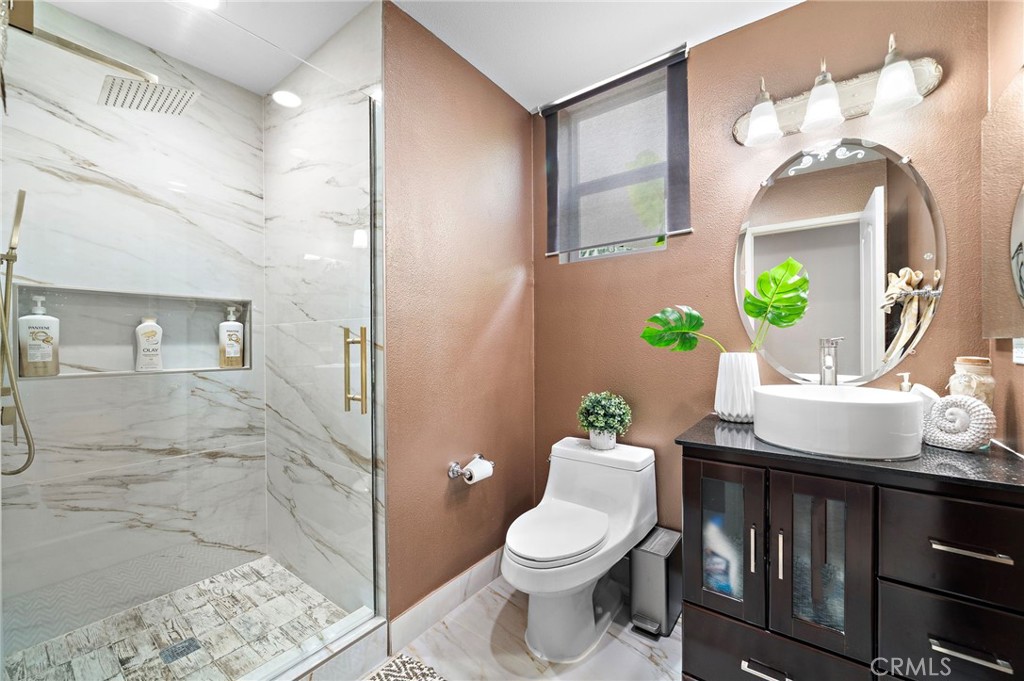 5895 E Camino Manzano