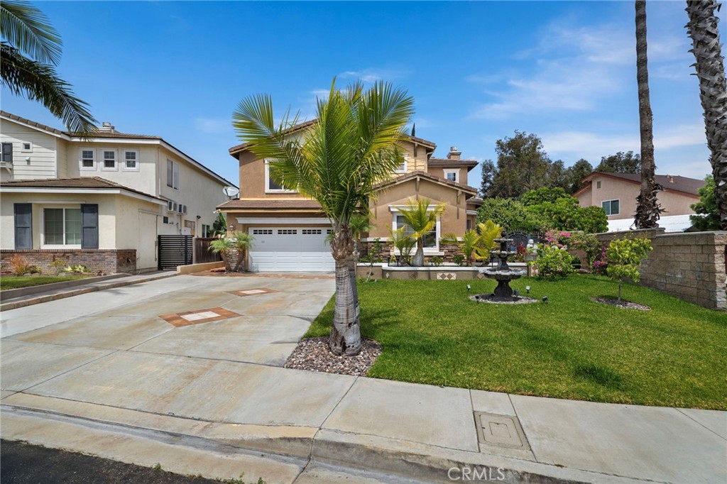 5895 E Camino Manzano