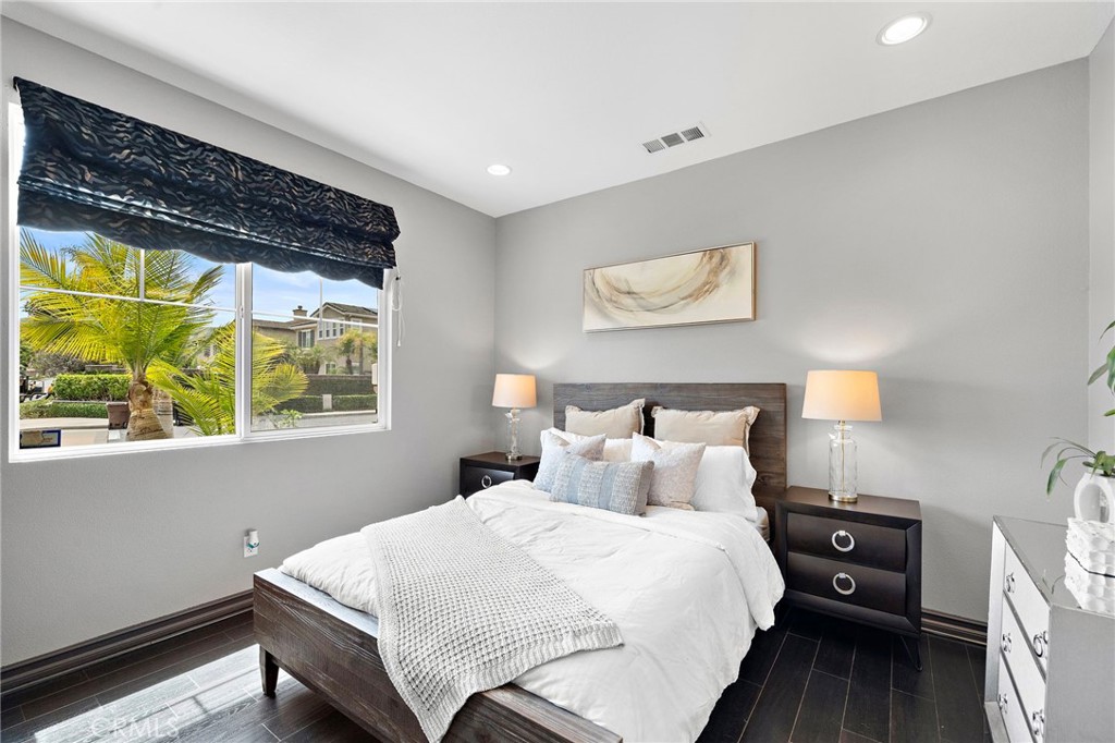 5895 E Camino Manzano