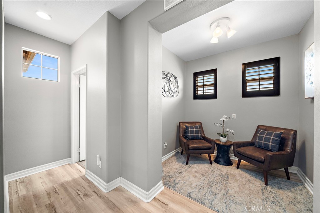 5895 E Camino Manzano