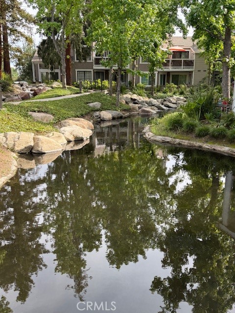 700 E Lake