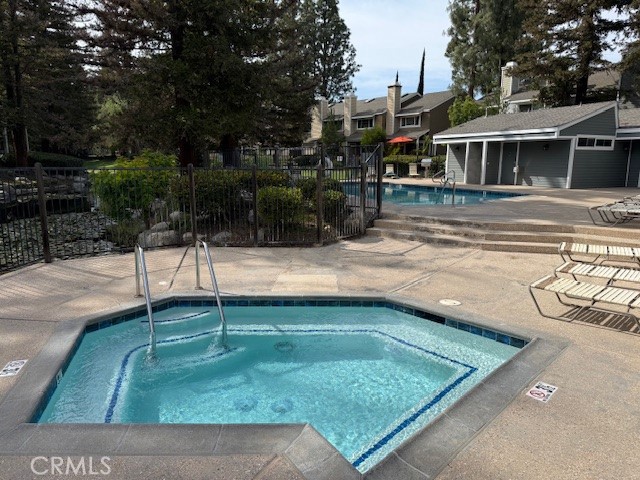 700 E Lake