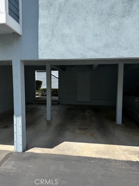 700 E Lake