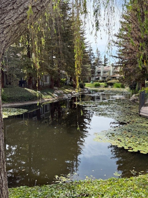 700 E Lake