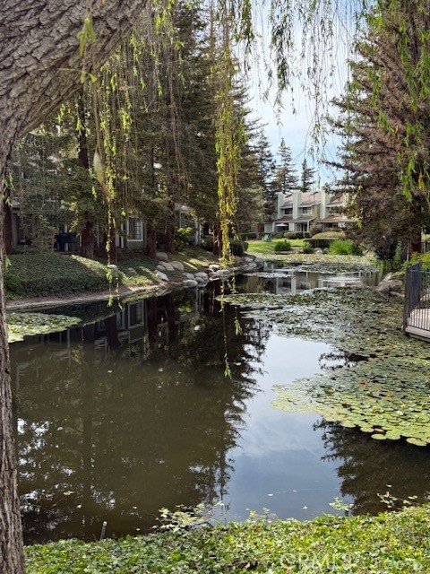 700 E Lake